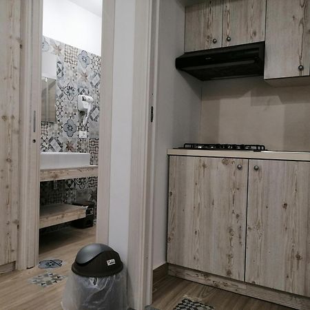 Sicily Rooms Appartamenti คารินิ ห้อง รูปภาพ
