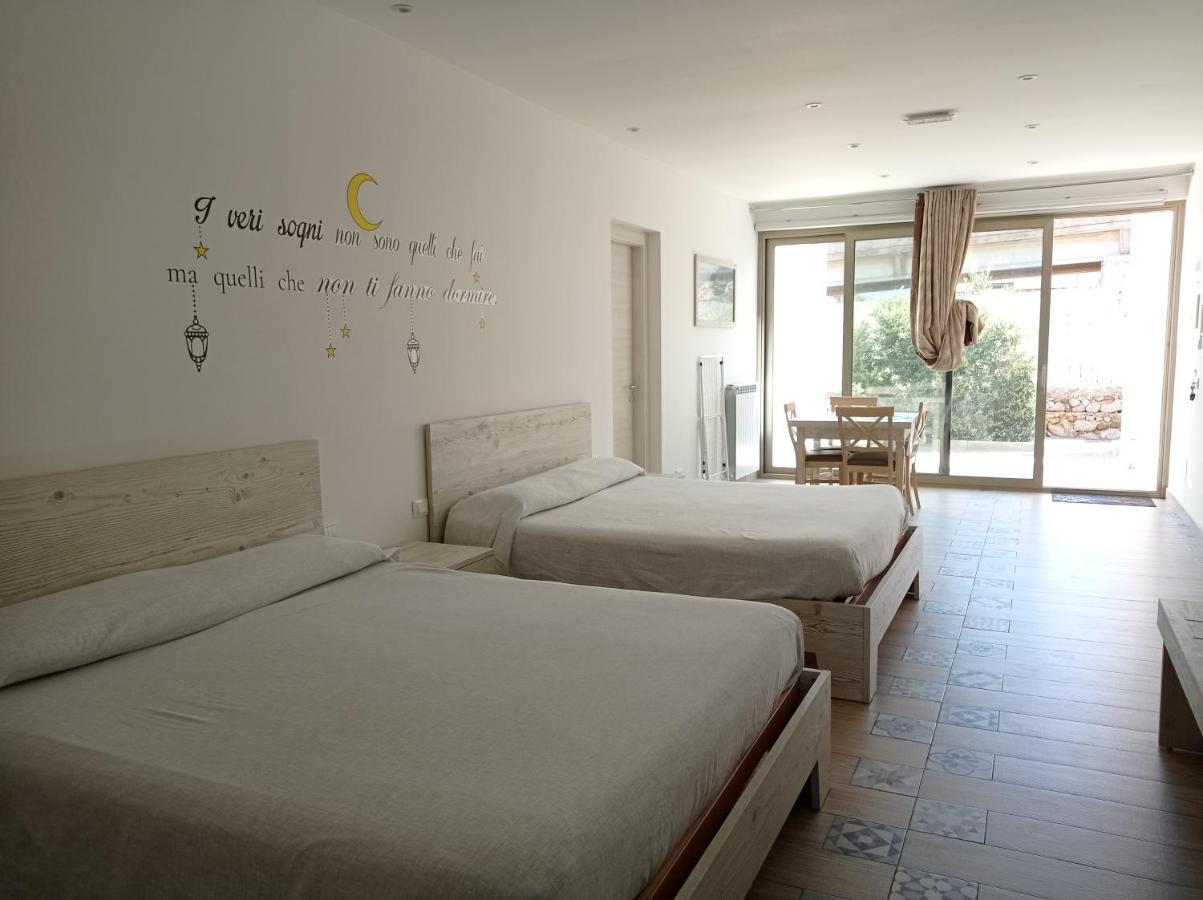 Sicily Rooms Appartamenti คารินิ ห้อง รูปภาพ