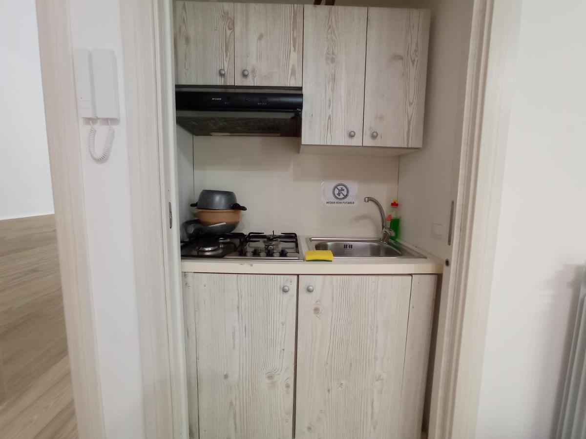 Sicily Rooms Appartamenti คารินิ ภายนอก รูปภาพ