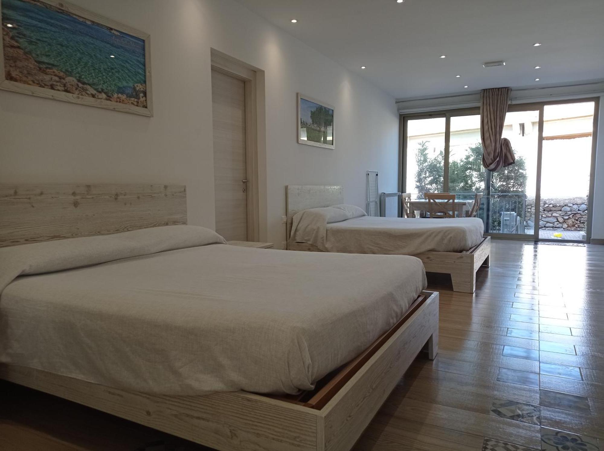 Sicily Rooms Appartamenti คารินิ ห้อง รูปภาพ