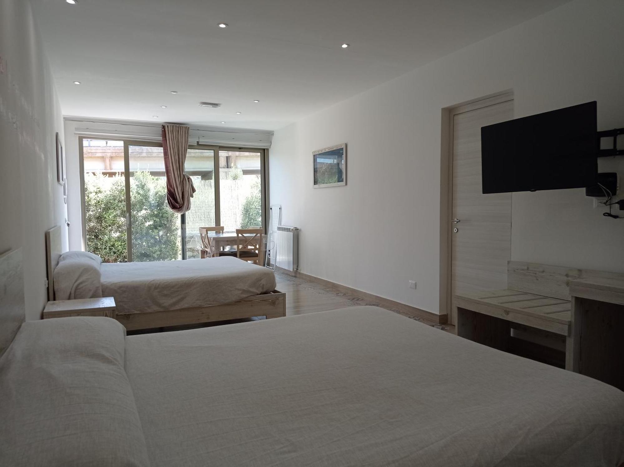 Sicily Rooms Appartamenti คารินิ ห้อง รูปภาพ