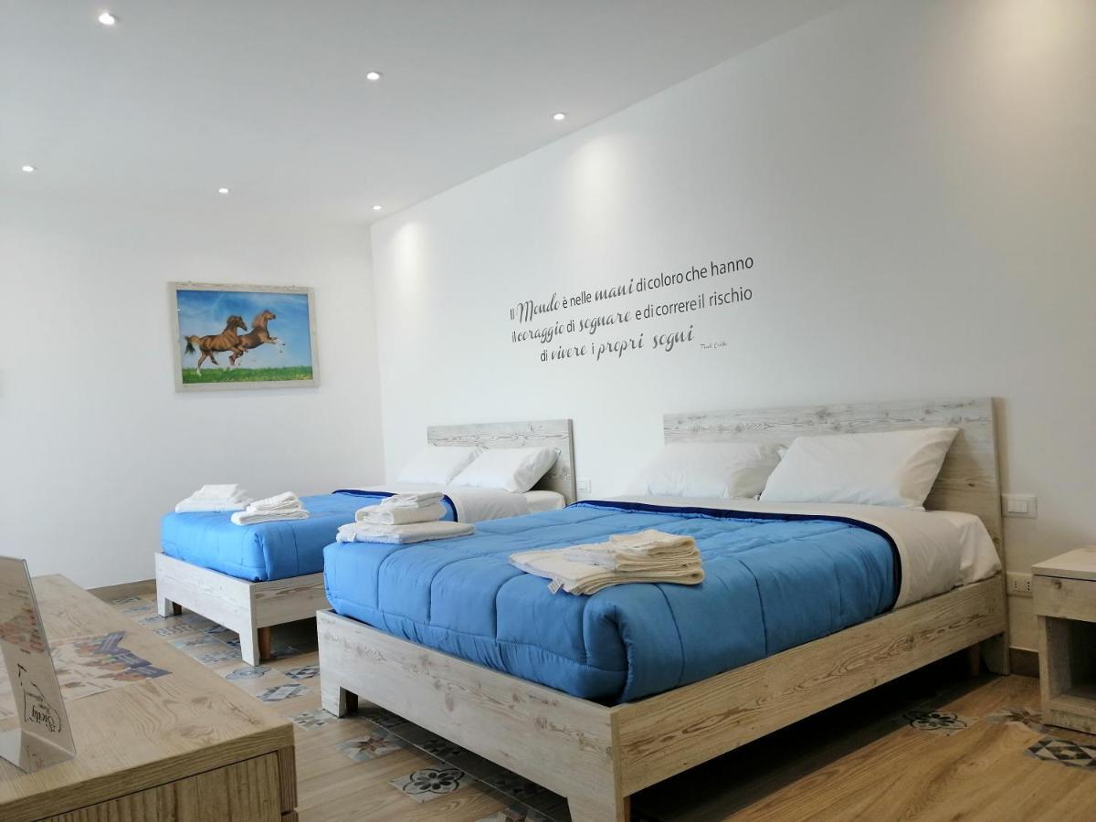 Sicily Rooms Appartamenti คารินิ ภายนอก รูปภาพ